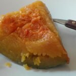 Calabaza en tacha servida en plato, preparada con piloncillo. Fotografía de archivo de 2018.