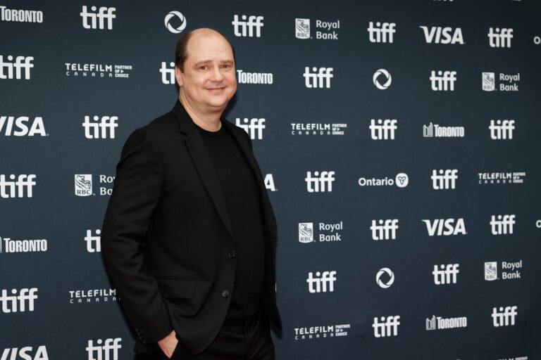 Mike Flanagan en Toronto en 2024; archivo, no es el rodaje de Carrie