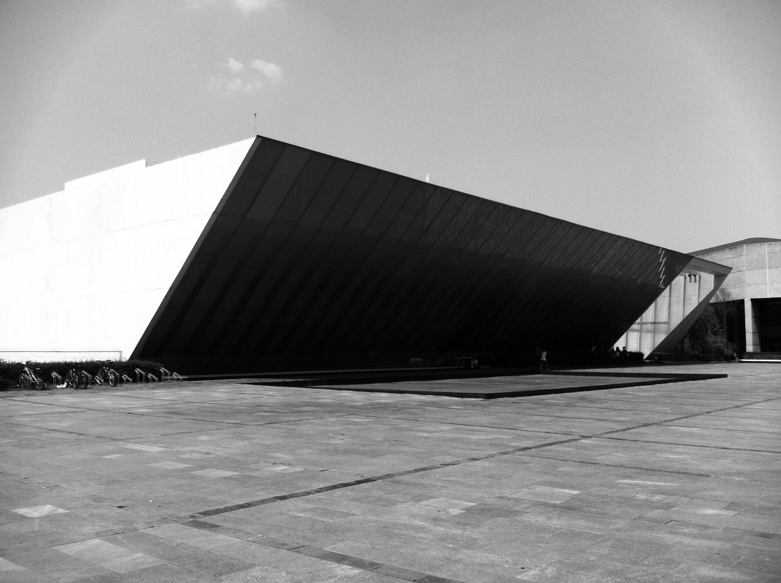 Fachada del Museo Universitario Arte Contemporáneo en Ciudad Universitaria, fotografiada en 2012.