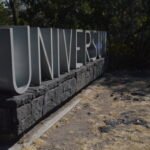Señal exterior de Universum en Ciudad Universitaria en 2012; archivo, no muestra la Megaofrenda de 2026.
